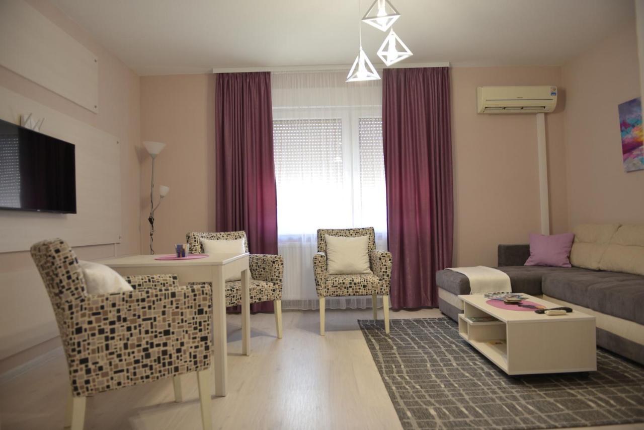 Apartmani Tomic Kladovo Buitenkant foto