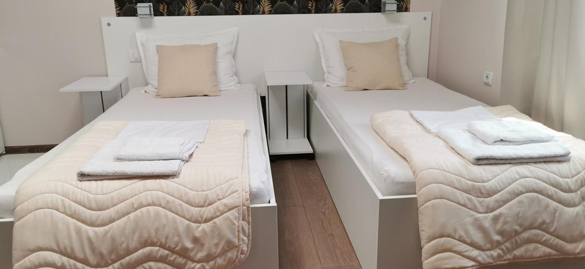 Apartmani Tomic Kladovo Buitenkant foto